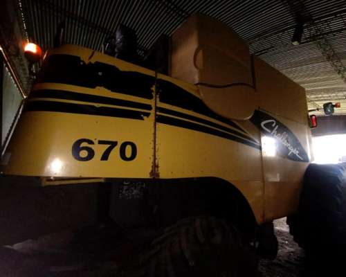 Cosechadora Challenger 670 - Usada