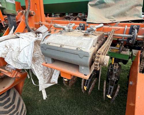 Sembradora Dumaire Mod 810- 25 a 35