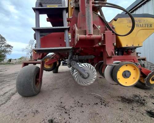 Sembradora Super Walter W630