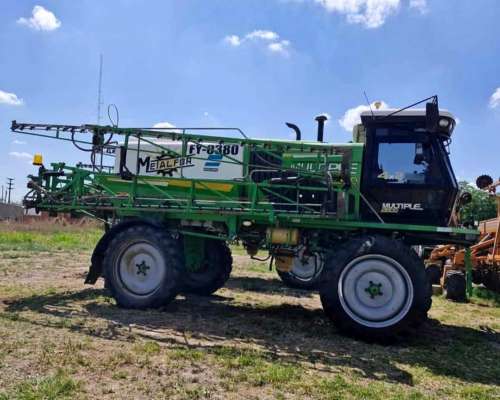 Pulverizadora Metalfor M2800 2011