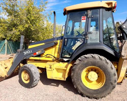 John Deere 310 J