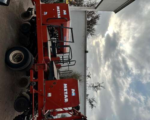 Sembradora Metar 11 a 26 o 11 a 52