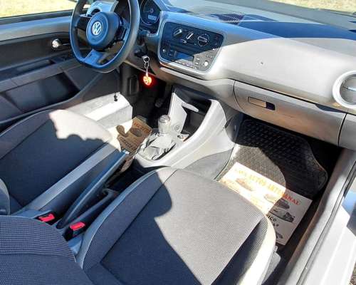 Volkswagen High UP 1.0 MPI 2015 75.000 km