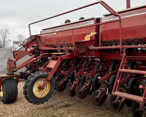Sembradora Grano Fino Crucianelli Pionera 3120