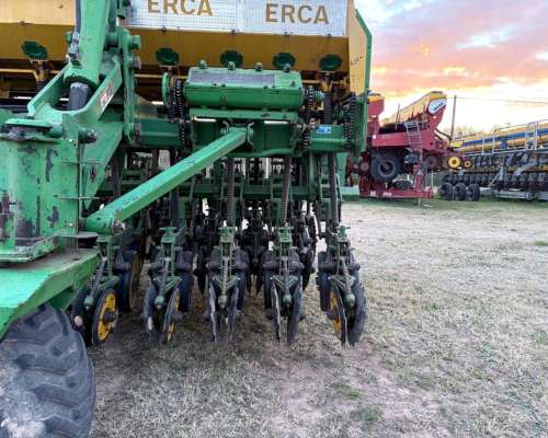 Sembradora Erca Serie V, 37 a 17,5 con Alfalfero