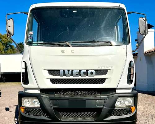 Camion Iveco Tector 170e22 año 2014 C/sider. Motor 0 km