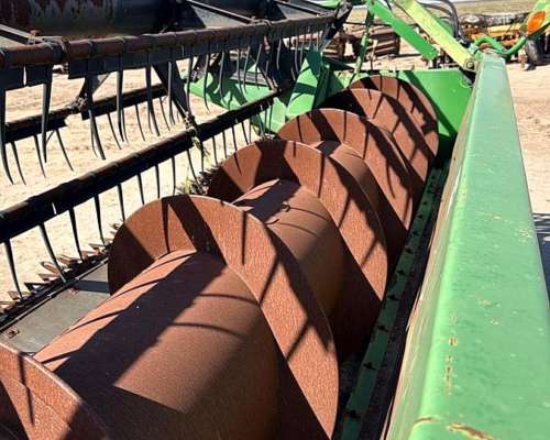 Plataforma John Deere Hydraflex 635f para Reparar