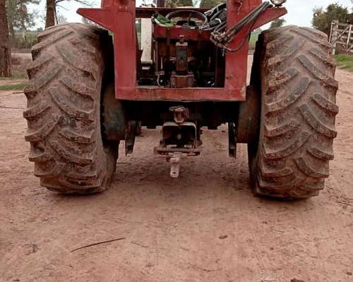 Tractor Fiat 900 con Pala