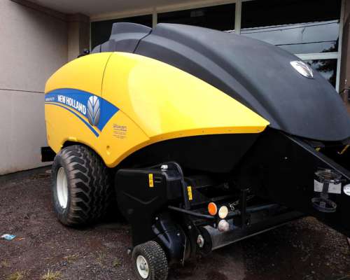Megaenfardadora New Holland BB 1270 - Excelente
