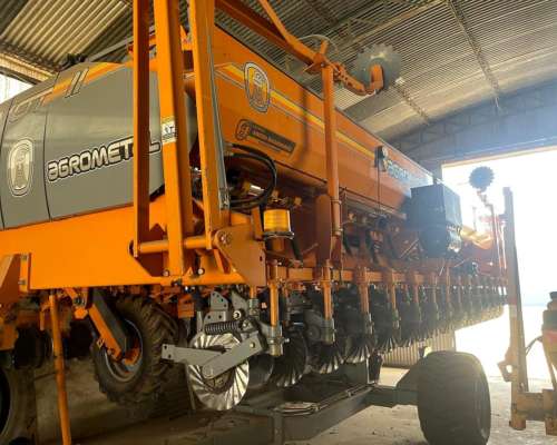 Sembradora Agrometal Modelo TX Pivot