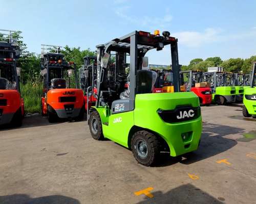 Autoelevador JAC 25 HE TT Eléctrico Batería de Litio