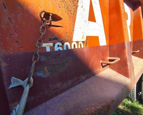 Camion Volcador Mercedez Benz 1114 LT con Caja 1975