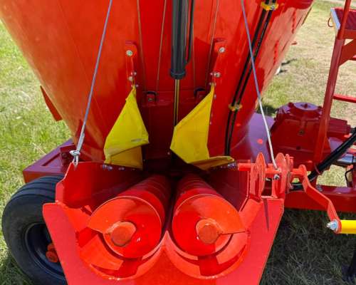 Mixer Vertical Loyto V6000 con Cubiertas