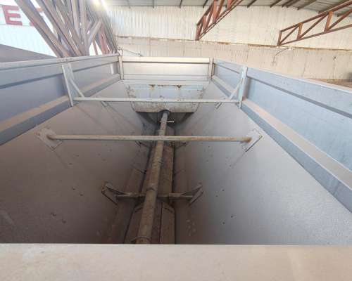 Fertilizadora Syra F12T/36 2010 Alto Despeje