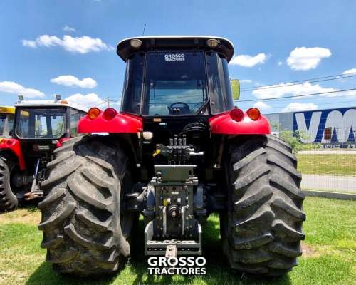 Tractor Massey Ferguson 7021, año 2016