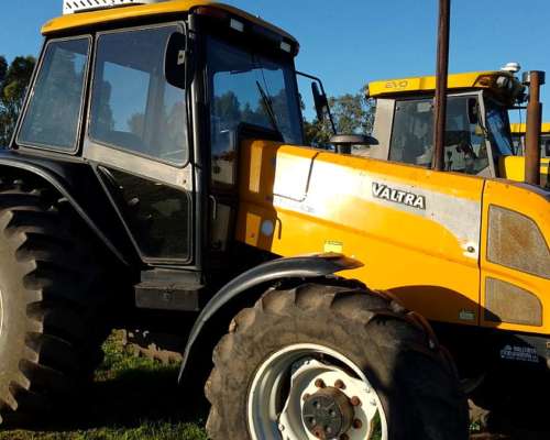 Tractor Valtra BM 125