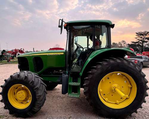 Tractor Marca John Deere 7515 Rodado Dual