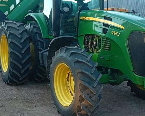 John Deere 7205j año 2011. 9000 HS. ROD Dual 90% de USO