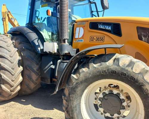 Vendo Tractor Valtra Ar220k