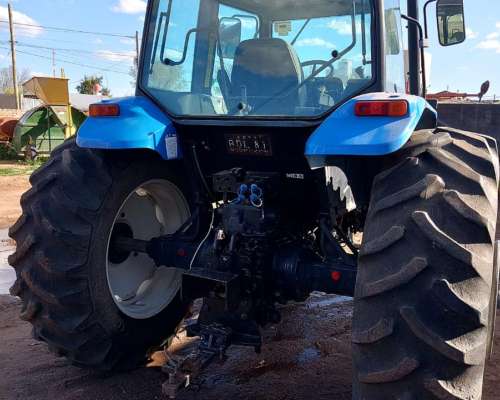 Tractor New Holland Tm135e año 2009 con 6000 Horas