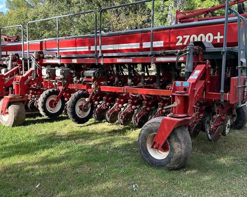 Sembradora Apache 27000+ 32 Lineas a 42 cm Mecanico