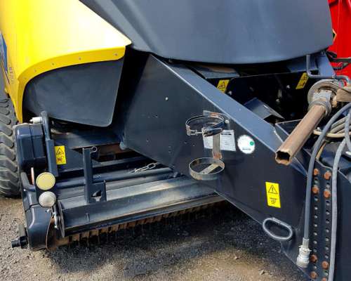 Megaenfardadora New Holland BB 1270 - Excelente