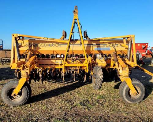 Sembradora Agrometal MX de 23 a 21 de Granos Finos