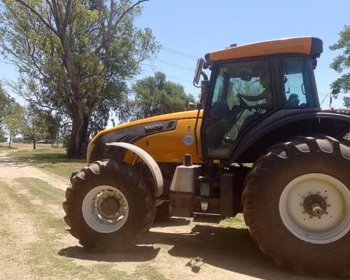 Tractor Valtra BT 150