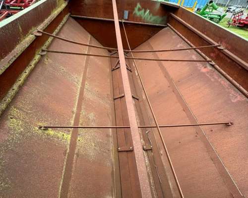 Tolva Autodescargable Usada Santa Rosa 17 TON