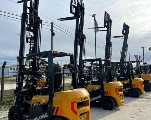 Autoelevador Liugong 2.5tn Desplazador Promoción