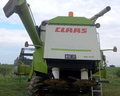 Máquina Claas Medion 310