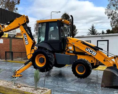 Retroexcavadora JCB Usada en Óptimas Condiciones