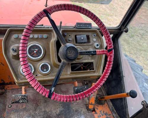 Tractor Zanello 4200 con Motor Deutz 190
