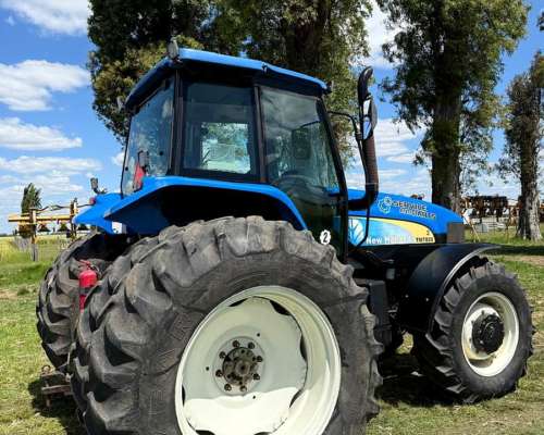New Holland TM 7020, con Duales