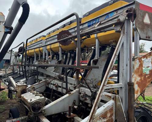 Sembradora Pla AGP 2412 Autotrailer