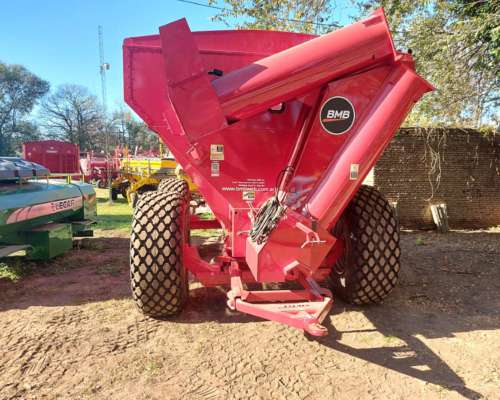 Tolva Autodescargable 26 TN con Balanza y Gomas