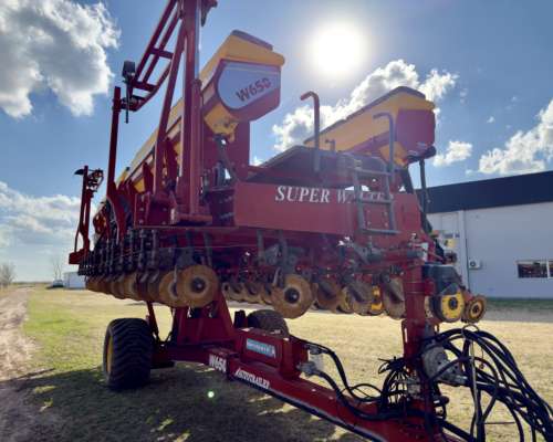 Súper Walter W630 Auotrailer 16/52 Neumática Variable