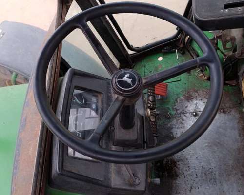 Tractor John Deere 6300