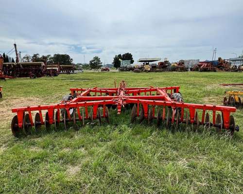 Rastra de Disco Doble Accion Pampeano de 44 Platos