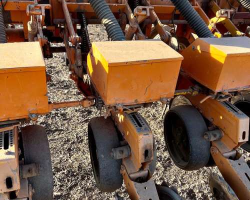 Sembradora Agrometal TX2 18 a 52