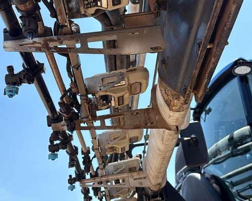 Pulverizadora Marca New Holland SP3000 con Selectivo