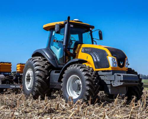 Tractor Valtra BT 190 - Caja Powershift