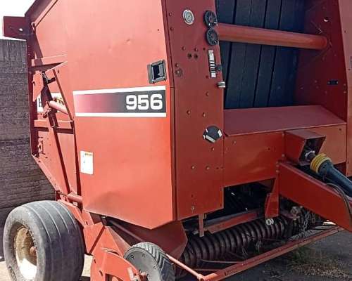 Rotoenfardadora Hesston, Modelo 2012, con Monitor.