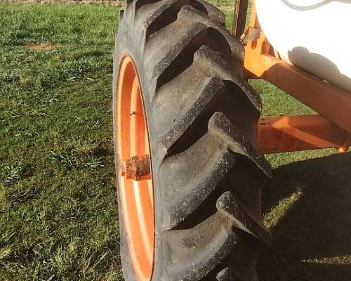 Pulverizador Marca Sefo de 22 Metros de Ancho de Labor