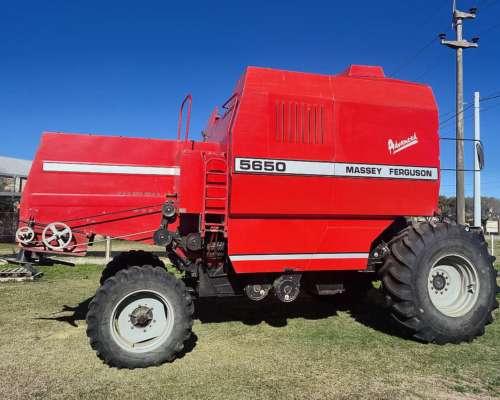 Cosechadora Massey Ferguson 5650 Usada año 2003