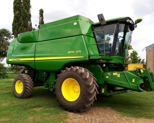Cosechadora Jhon Deere 9570 STS Traccion Simple con CAB 25 P