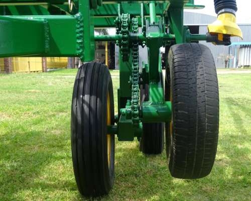 Rastrillo Estelar en V de Giro Cardánico Agroar RTC 1412