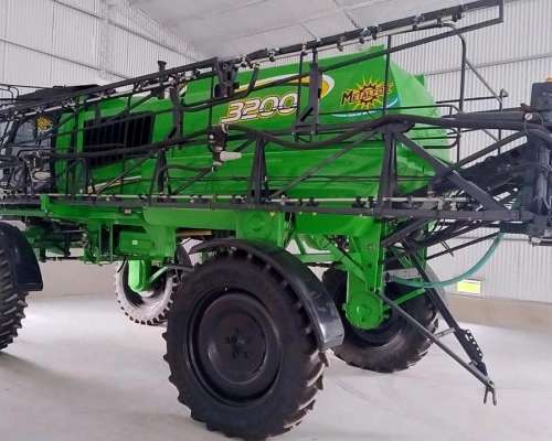 Pulverizadora Metalfor 3200. Deutz 160. Reacondicionada.