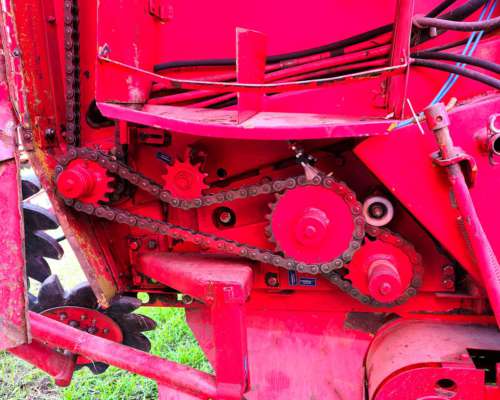 Rotoenfardadora Mainero 5880 - Monitor MRE 1000