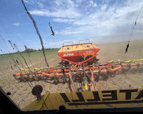 Servicio de Fertilizada Incorporada y al Voleo